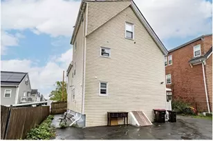 20 Johnson Ct, Brockton, MA 02301 - Photo 3