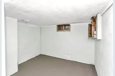 74 Woodstock St, Chicopee, MA 01020 - Photo 35