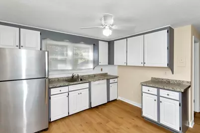 74 Woodstock St, Chicopee, MA 01020 - Photo 7