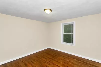 74 Woodstock St, Chicopee, MA 01020 - Photo 19