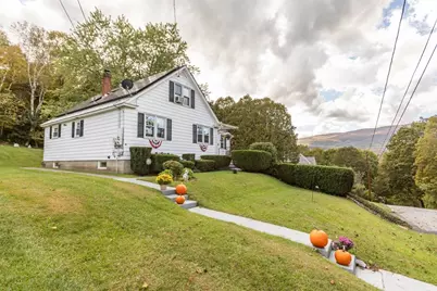 17 Morningside Ave, Adams, MA 01220 - Photo 5