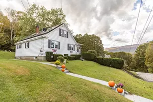 17 Morningside Ave, Adams, MA 01220 - Photo 5