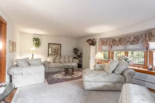 17 Morningside Ave, Adams, MA 01220 - Photo 9