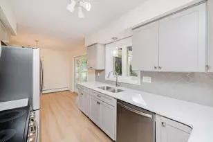 23 Colonial Way, Rehoboth, MA 02769 - Photo 13