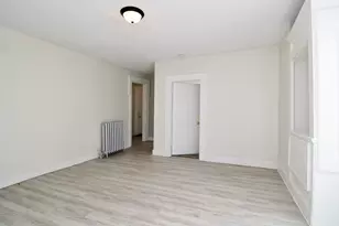 60 Howes St, Springfield, MA 01118 - Photo 5