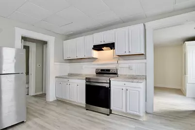 60 Howes St #1, Springfield, MA 01118 - Photo 9