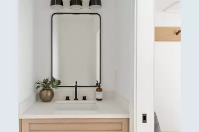 226 Auburn St #226, Newton, MA 02466 - Photo 11