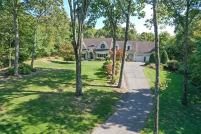 7 Western View Rd, Holyoke, MA 01040 - Photo 35