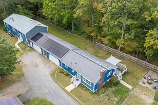 34 & 34R Pickering St, Essex, MA 01929 - Photo 1