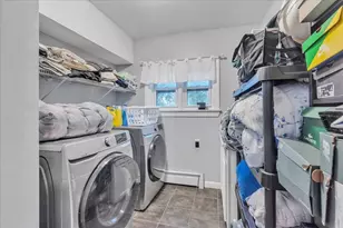 23 Dryden St, Worcester, MA 01605 - Photo 27