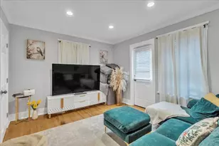 23 Dryden St, Worcester, MA 01605 - Photo 15