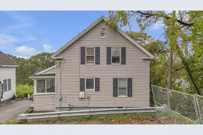 23 Dryden St, Worcester, MA 01605 - Photo 3