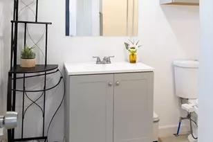 41 Hill St, Leominster, MA 01453 - Photo 9