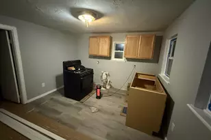 22 Commonwealth Ave, North Attleboro, MA 02763 - Photo 7