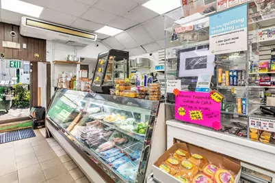 50 Inman St, Lawrence, MA 01843 - Photo 5