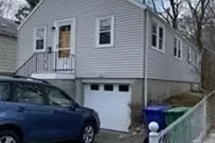 41 Margaret Rd, Newton, MA 02461 - Photo 15