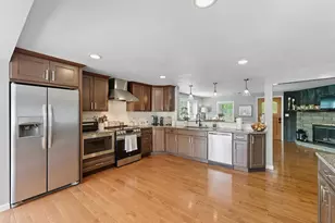 70 Sroka Ln, Ludlow, MA 01056 - Photo 7