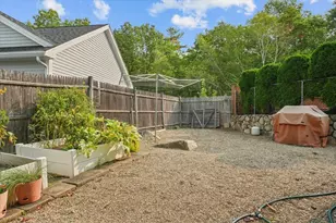 325 Den Quarry Rd, Lynn, MA 01904 - Photo 35