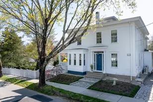 35 North St, Mattapoisett, MA 02739 - Photo 1