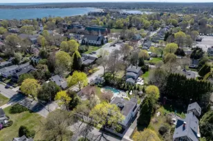 35 North St, Mattapoisett, MA 02739 - Photo 3