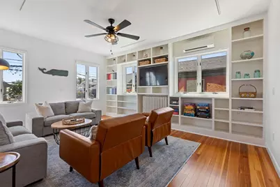 290 Commercial Street #2B, Provincetown, MA 02657 - Photo 1