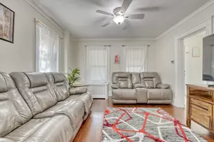 235 Curve St, Dedham, MA 02026 - Photo 9