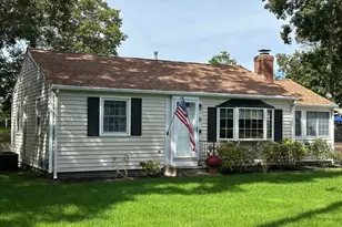 55 Pawkannawkut Dr, Yarmouth, MA 02664 - Photo 1