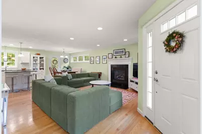 23 Winterberry Ln, Easton, MA 02356 - Photo 5