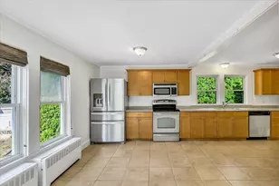 33 Oakwood Ave, Falmouth, MA 02540 - Photo 19