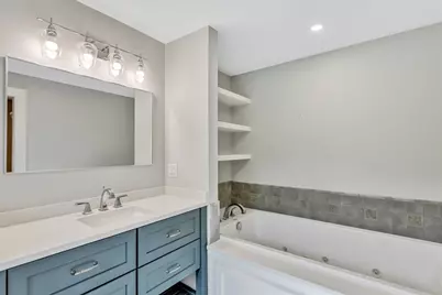 33 Oakwood Ave, Falmouth, MA 02540 - Photo 15