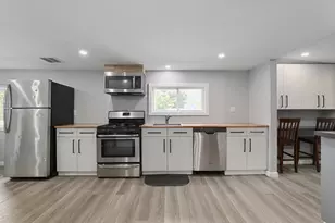 8 10th Ave, Halifax, MA 02338 - Photo 7