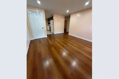 5 Lenox St #2, Lowell, MA 01852 - Photo 3