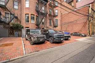 116 Commonwealth Ave, Boston, MA 02116 - Photo 23