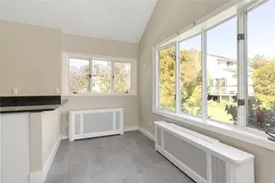 15 S Fairview St, Boston, MA 02131 - Photo 11