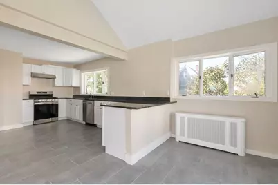 15 S Fairview St #3, Boston, MA 02131 - Photo 7