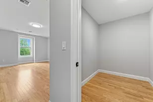 585 Washington St, Quincy, MA 02169 - Photo 23