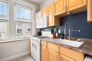 1691 Commonwealth Ave, Boston, MA 02135 - Photo 9
