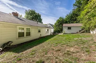 306 Paradise Rd, Swampscott, MA 01907 - Photo 33