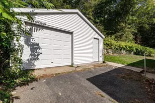 306 Paradise Rd, Swampscott, MA 01907 - Photo 31