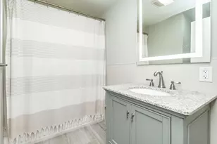 306 Paradise Rd, Swampscott, MA 01907 - Photo 5