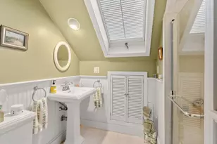 430 E 8th St, Boston, MA 02127 - Photo 17