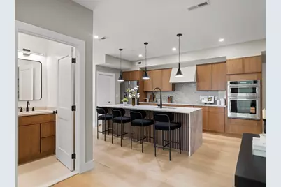 106-108 Bunker Hill St #6P, Boston, MA 02129 - Photo 5