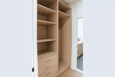 106-108 Bunker Hill St #2P, Boston, MA 02129 - Photo 7