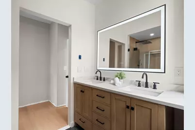 106-108 Bunker Hill St #6, Boston, MA 02129 - Photo 15