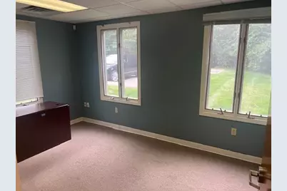 92 Faunce Corner Mall Rd, Dartmouth, MA 02747 - Photo 13