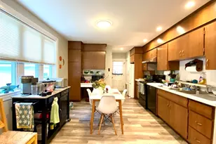 144 Ellison Park, Waltham, MA 02452 - Photo 3