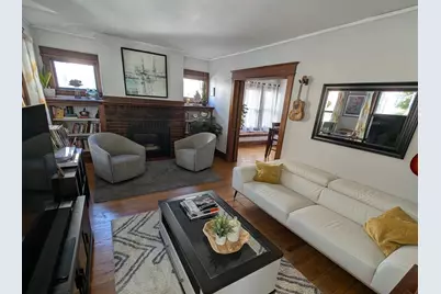 35 Carlton St, Springfield, MA 01108 - Photo 9