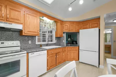 87 Foxglove Rd, Barnstable, MA 02632 - Photo 7