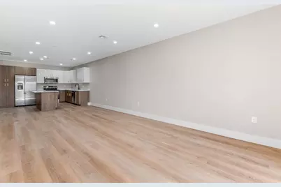 22 Everett St #405, Westwood, MA 02090 - Photo 3