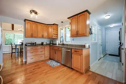 50 Dexter Ave, Seekonk, MA 02771 - Photo 9